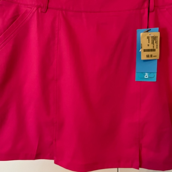 SORRY! SOLD!   NWT AUR Active Golf Skorts in Fushsia. Size 10 or 12. - Picture 3 of 8